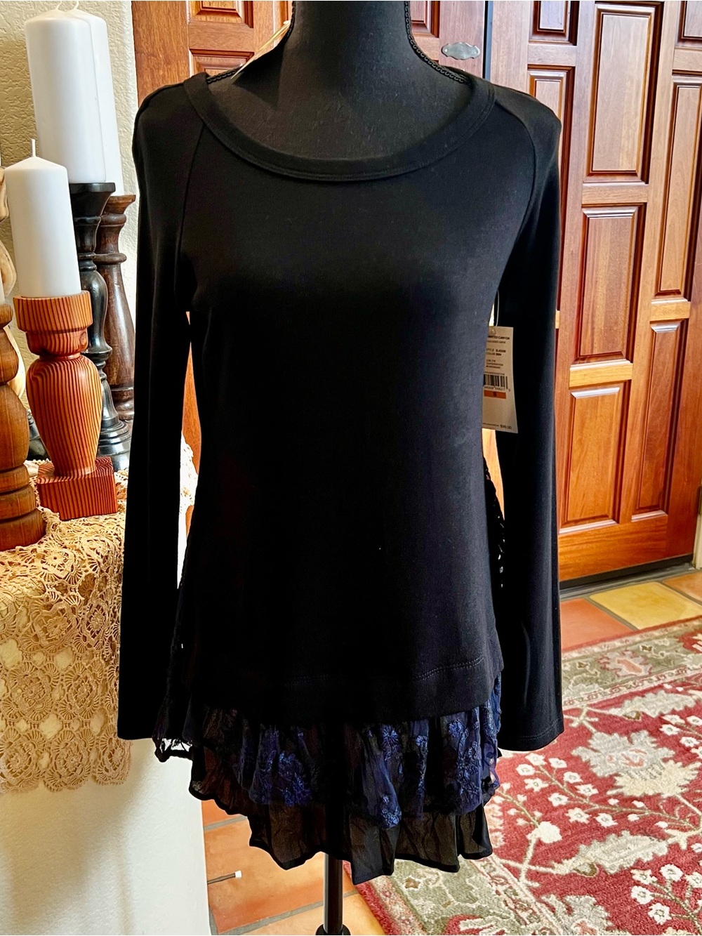 Karen Kane Black Sweater Top Womens S  Blue Lace Inset  Long Sleeve Pullover